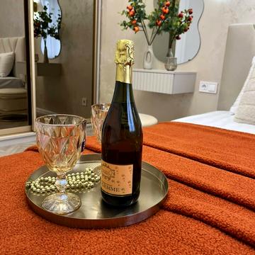 Шептицького, 4