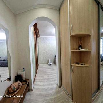 1 кімнатна на Троєщині з ремонтом від власника.