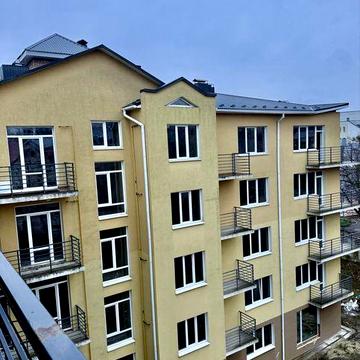 Терміново продається 1-км новобудова в центрі