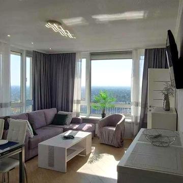 Зарічна вул., 2/2