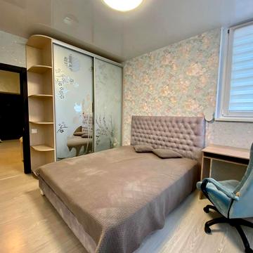 Київська вул., 245