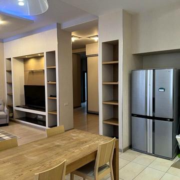 Прорізна вул., 20