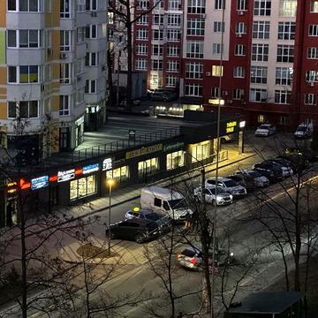 Однокімнатна квартира в довгострокову оренду! Район Синергії!