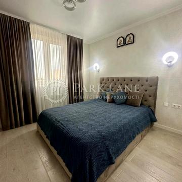 Воскресенська вул., 18-Б