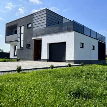 Макарів. Продається двоповерховий будинок в стилі хай-тек