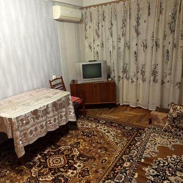 Сдам 1 к. квартиру на довгий строк.