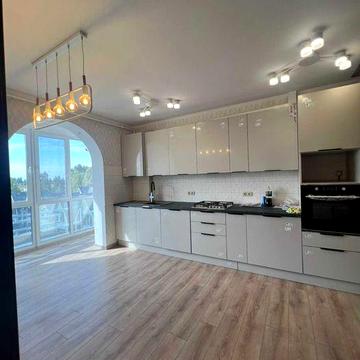 Продам квартиру Білогордка  у новому  ЖК Амстердам ЖК Амстердам