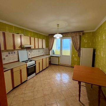 Продам 1-ну квартиру, Москаленка 8б