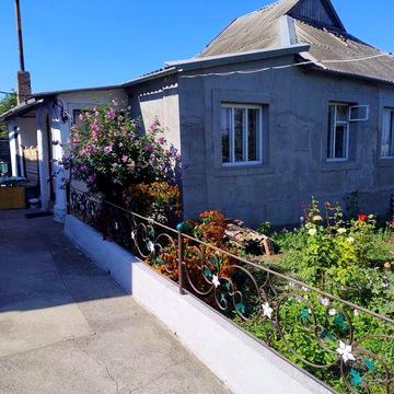 Продається дім в смт Широке