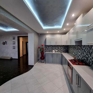 Центр, Соборності стильна 2-х кімнатна квартира  з дизайнерським ремон