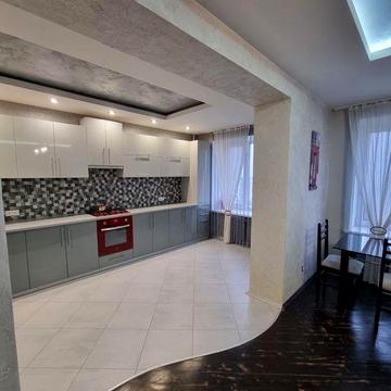 Центр, Соборності стильна 2-х кімнатна квартира  з дизайнерським ремон