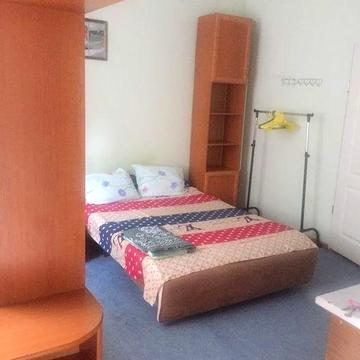 Сдам 1 к. Пироговская/госпиталь, можно с животными!