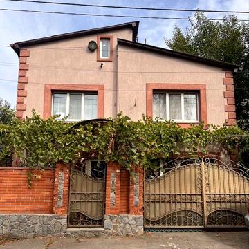 Будинок в центрі