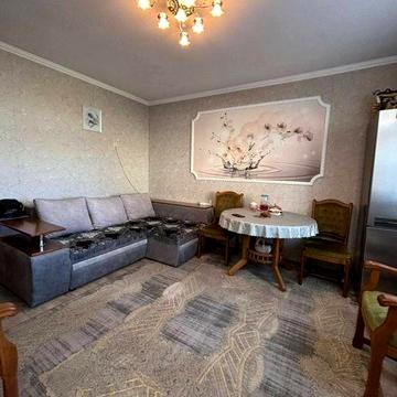 Продається 3 - кімнатна квартира