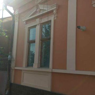 Центр , вул.Яремчука Назарія, 2-х кімнатна квартира, 54м.кв.,власник.