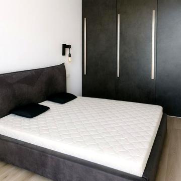 Європейського Союзу просп. (Правди), 45-Б