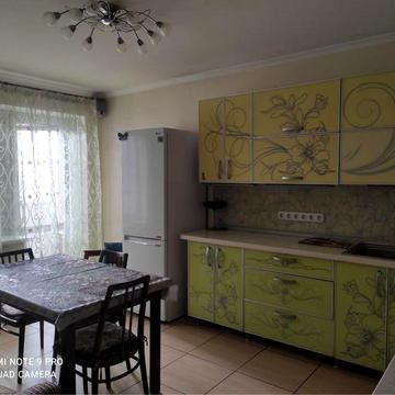 1кімн. Братиславська 7. Чернігівська метро