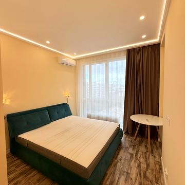 Бульварно-Кудрявська вул. (Воровського), 17