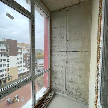 Продаж 2-кім кв! Будинок зданий , заселений , готова до ремонту!