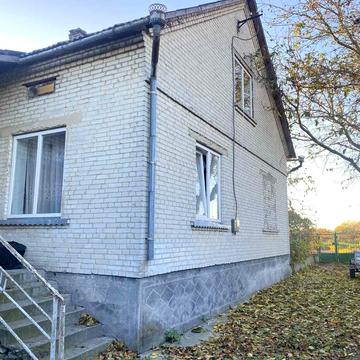 Залізнична, 36