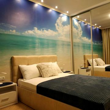 Зарічна вул., 2/2