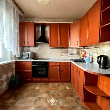 Оренда 2 к окрема Харківський  Ревуцького 4 Дарницький метро 15 хв авт