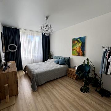 Євгена Чикаленка вул., 95/2