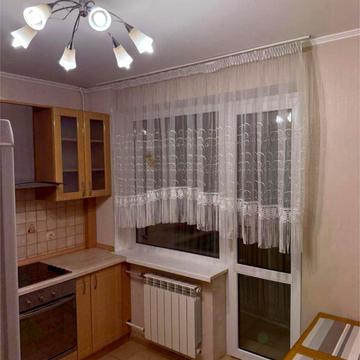 Європейського Союзу просп. (Правди), 74