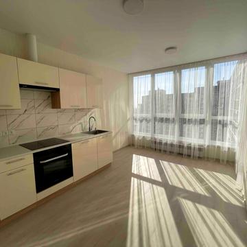 Перлинна вул., 11