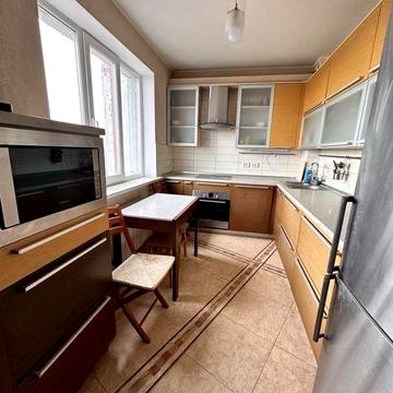 Реальная 3-ка на Адексеевке, Проспект Победы 74-В, метро Перемога