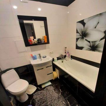 Терміново продам 3-кімнатну квартиру з ремонтом