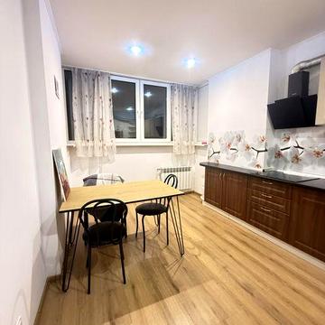 Продаж 1 к квартири з ремонтом Рейгана ( Драйзера ) 40 ЖК Перспектива