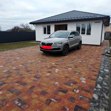 Будинок за молокозаводом