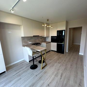 Миколи Боголюбова вул., 1