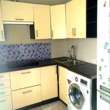 Сдам чистую ,светлую 1-ком.кв. Правый берег