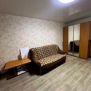 Продам квартиру центр ботанический сад