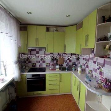 R8 Продам 1к. квартиру з ремонтом біля метро Спортивна