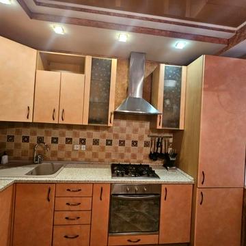 Четырехкомнатный люкс недалеко от центра города на 5 отдельных спальных мест