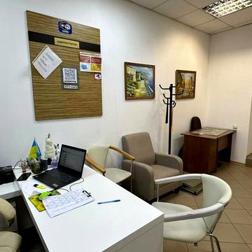 Ланжеронівська вул., 17