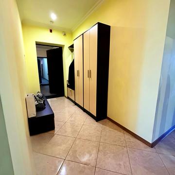 Академіка Глушкова просп., 9-В