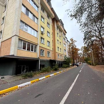 Мінеральна вул., 48