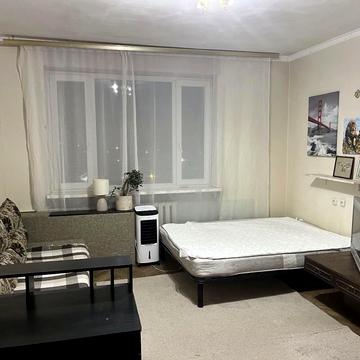 Дарницький бульв., 1