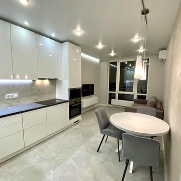 Дніпровська набережна вул., 20-Б