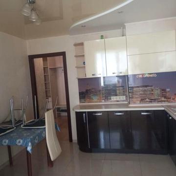 Сдам двухкомнатную квартиру на Таирово/Вильямса