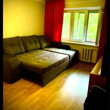 вул. Ореста Левицького (Курчатова), 4 .Метро Чернігівська. ЛІСОВИЙ .