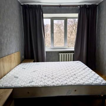 Лаврська вул. (Січневого Повстання), 4-А