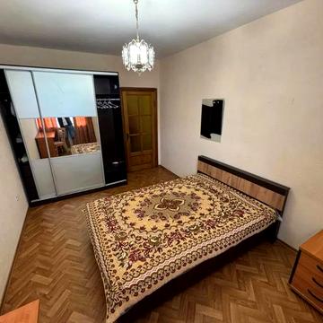 Робоча вул., 18