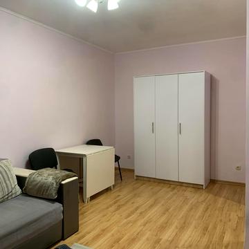 Дюківська вул., 8