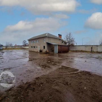 Центральна, 180