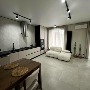 Юліана Пелеша вул., 11